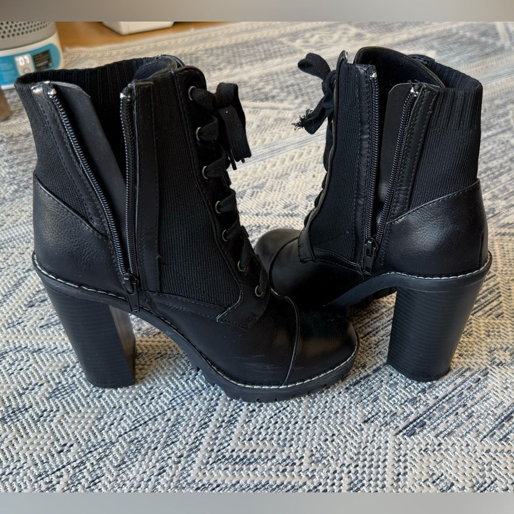 BCBGeneration black combat heel boots - Picture 3 of 5